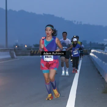 Runner Photo 7453135