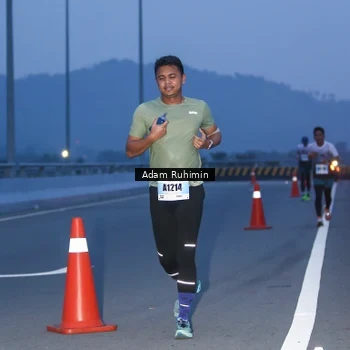 Runner Photo 7453147
