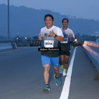 Runner Photo 7453153