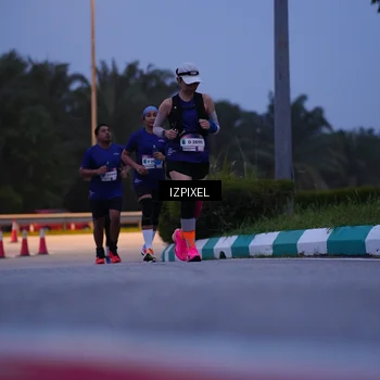 Runner Photo 7453160