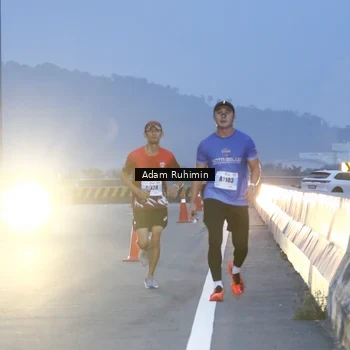 Runner Photo 7453164