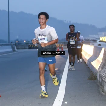 Runner Photo 7453177
