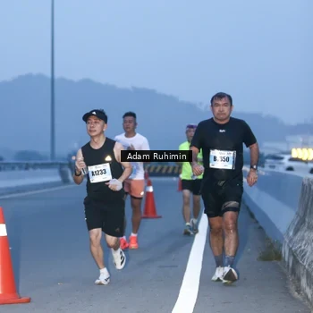 Runner Photo 7453186