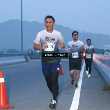 Runner Photo 7453198