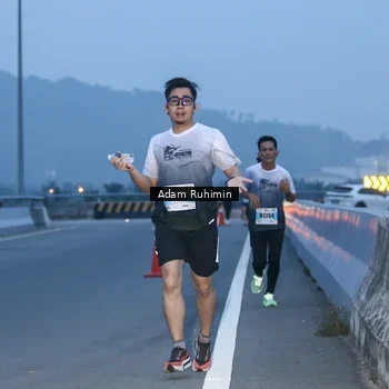 Runner Photo 7453200