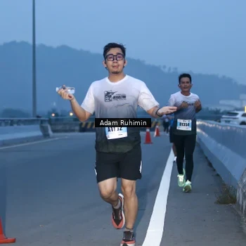 Runner Photo 7453203