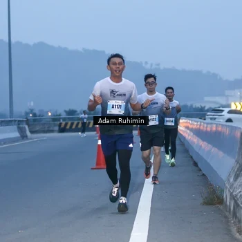 Runner Photo 7453205