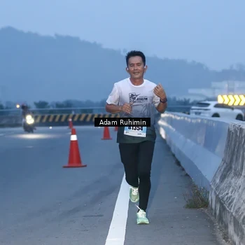Runner Photo 7453206