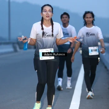 Runner Photo 7453256
