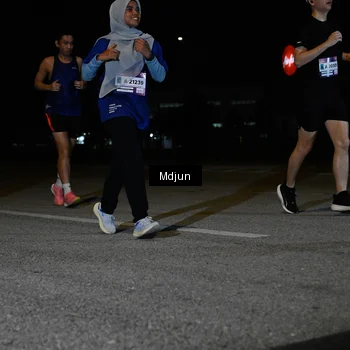 Runner Photo 7453302