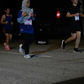 Runner Photo 7453304
