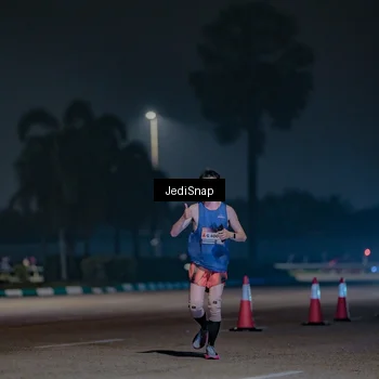Runner Photo 7453310