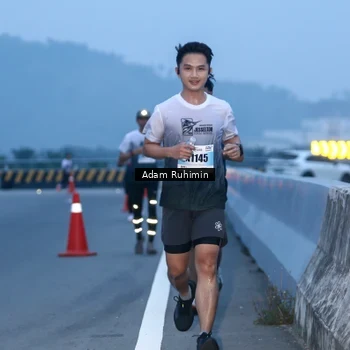 Runner Photo 7453316