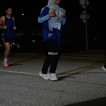Runner Photo 7453328