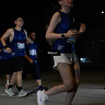 Runner Photo 7453342
