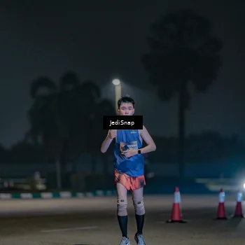 Runner Photo 7453365