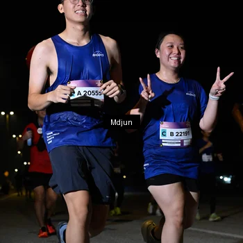 Runner Photo 7453393