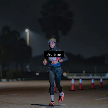 Runner Photo 7453406