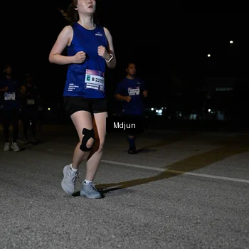 Runner Photo 7453443