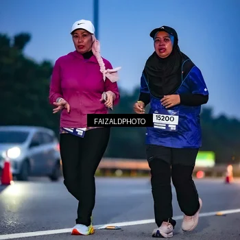 Runner Photo 7453445