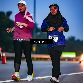 Runner Photo 7453448