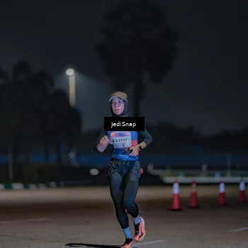 Runner Photo 7453452
