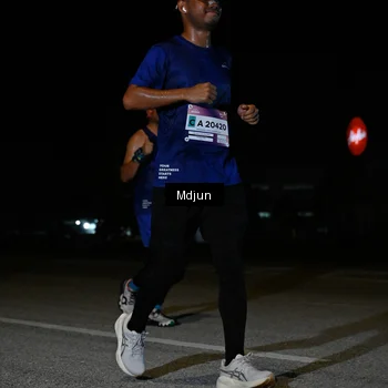 Runner Photo 7453476