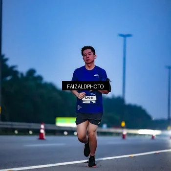 Runner Photo 7453497