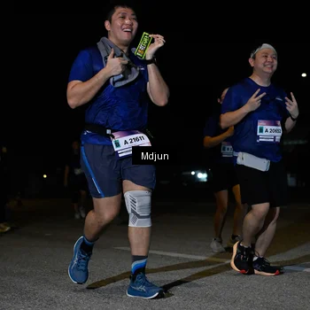 Runner Photo 7453500