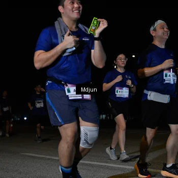 Runner Photo 7453516