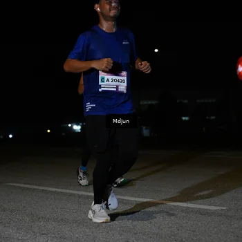 Runner Photo 7453523
