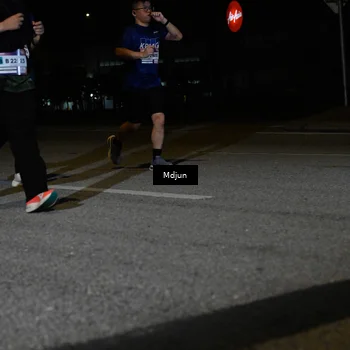 Runner Photo 7453535