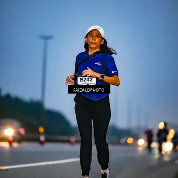 Runner Photo 7453541