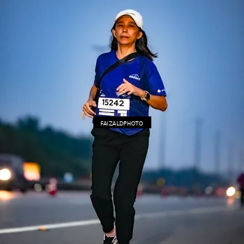 Runner Photo 7453544