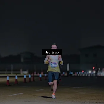 Runner Photo 7453557