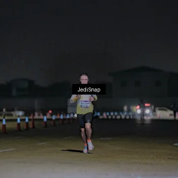 Runner Photo 7453562