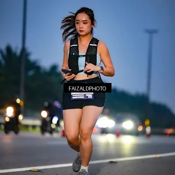 Runner Photo 7453593
