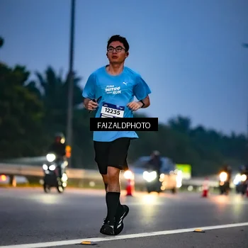 Runner Photo 7453608