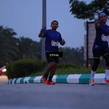 Runner Photo 7453611