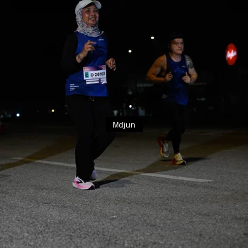 Runner Photo 7453615