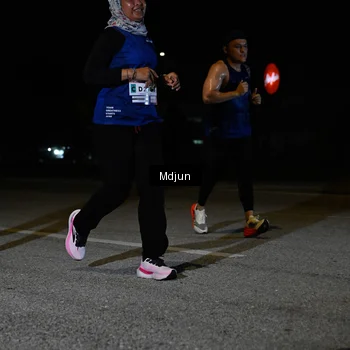 Runner Photo 7453616