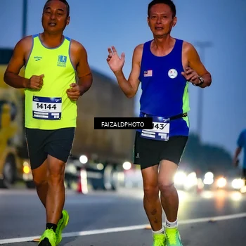 Runner Photo 7453625