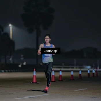 Runner Photo 7453647
