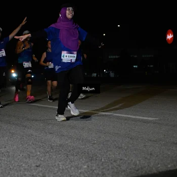 Runner Photo 7453650