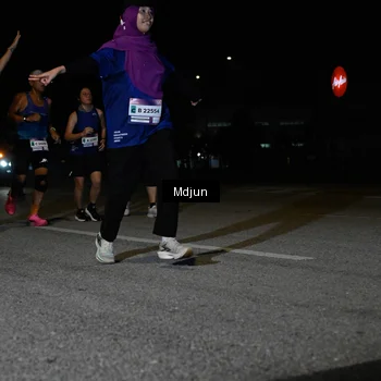 Runner Photo 7453652