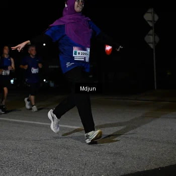 Runner Photo 7453657