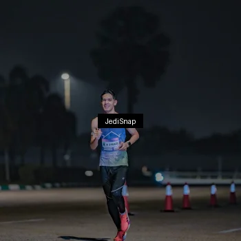 Runner Photo 7453658