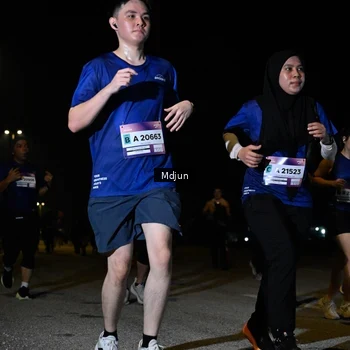 Runner Photo 7453681