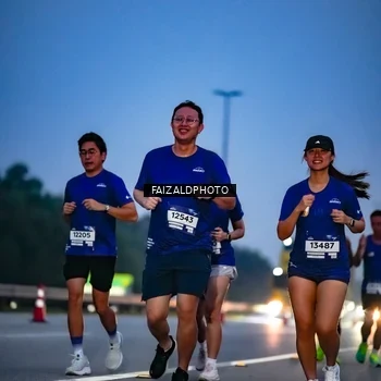 Runner Photo 7453685