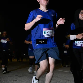 Runner Photo 7453690